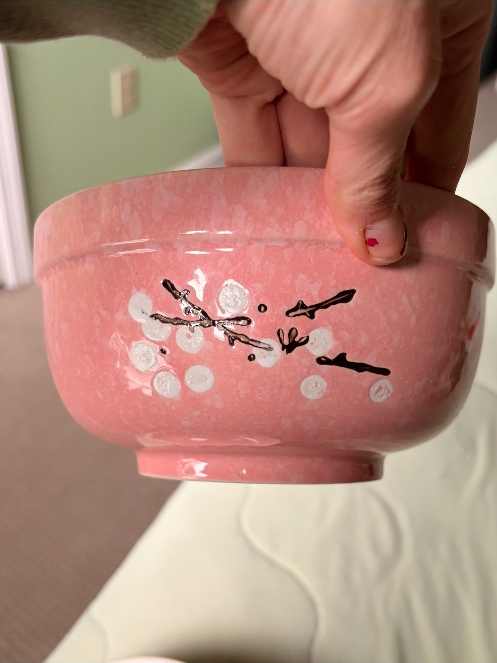 Traditional Oriental Pink Cherry Blossom Rice Bowl with Cover - Picture 8 of 10